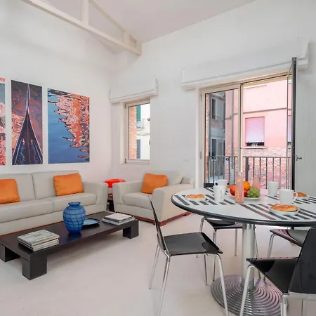 아파트 The Waterview Alcove *