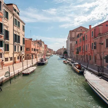 The Waterview Alcove Apartman *