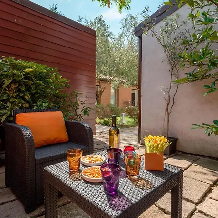 The Waterview Alcove *