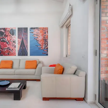 شقة The Waterview Alcove البندقية